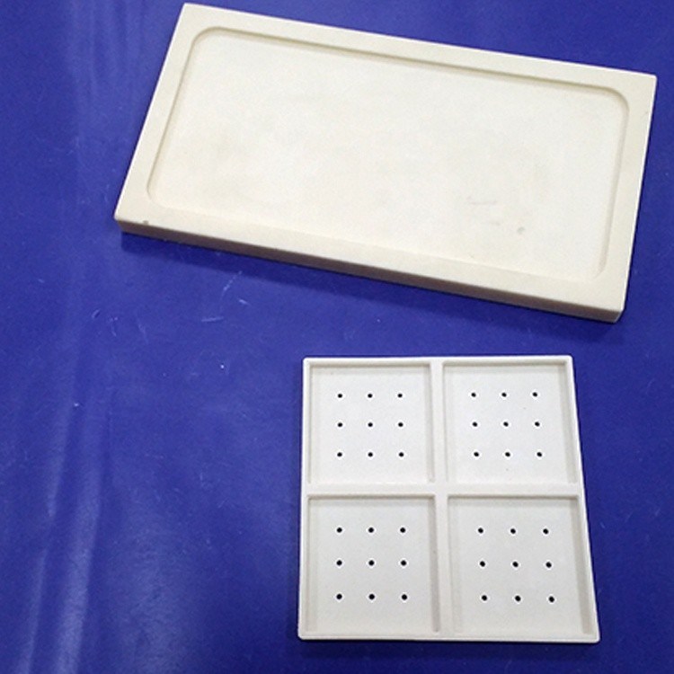 Customized Ceramic Alumina Plate Tiles Bulk Wear Resistant Strong Hardness