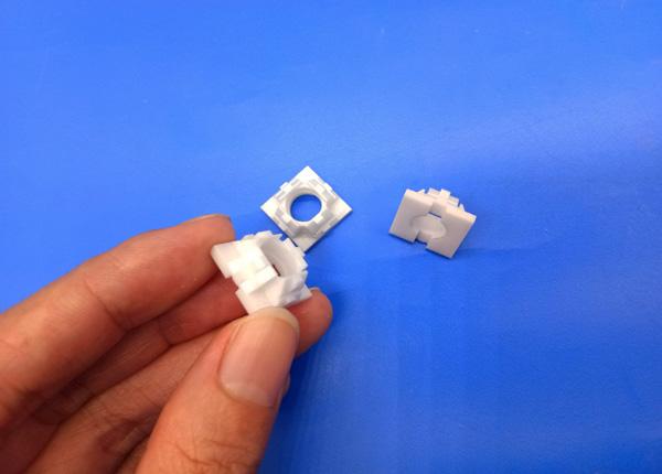 Small Size Machining Ceramic Parts Zirconia Square Shaped Lantern Ring / Piece / Parts